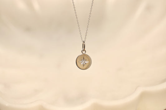 Collier aster diamant et or blanc 18k