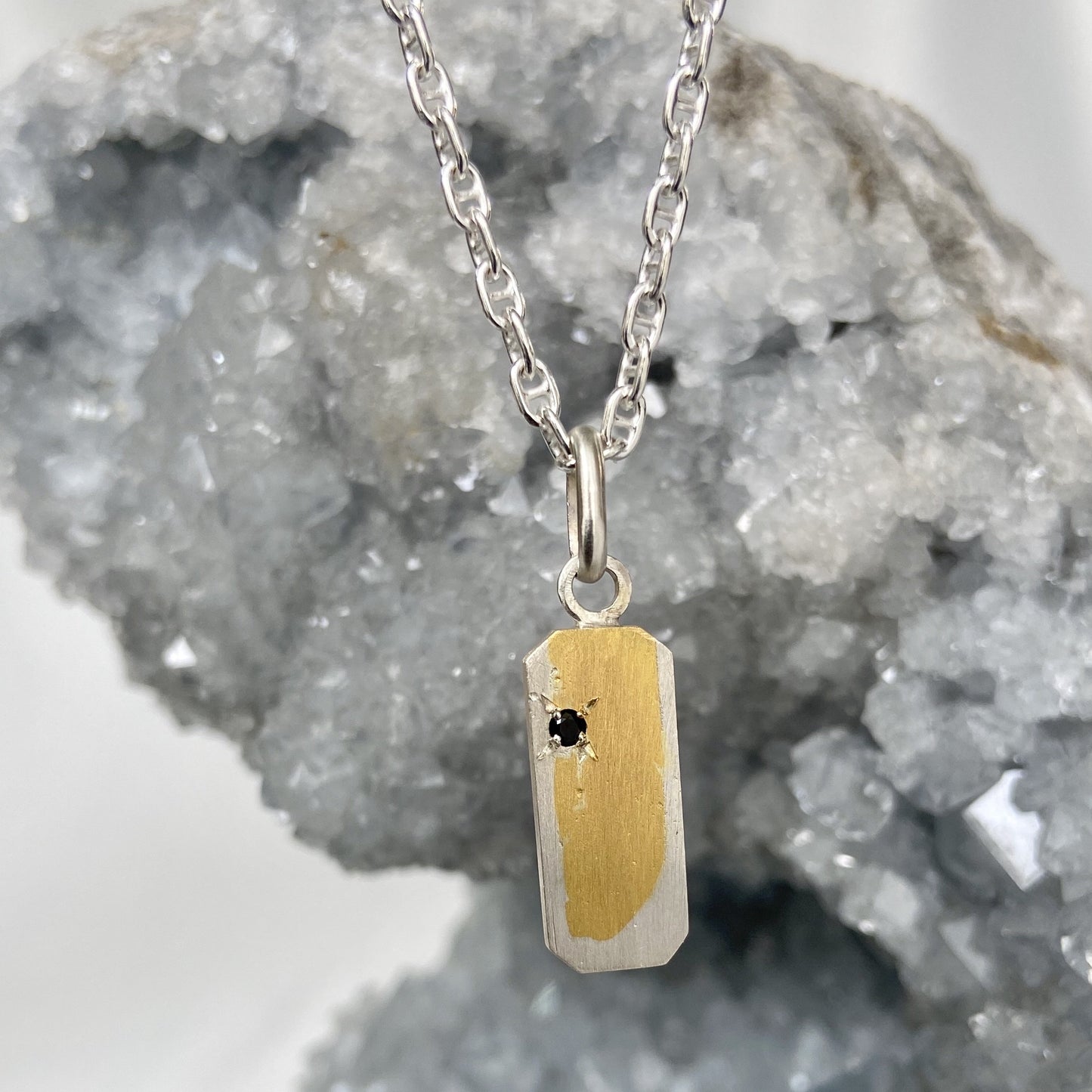 ÉLECTRUM Spinel