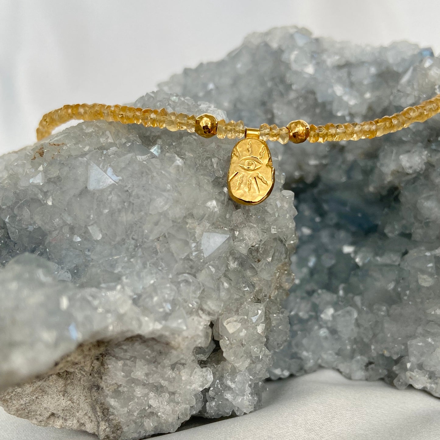 EYE CITRINE