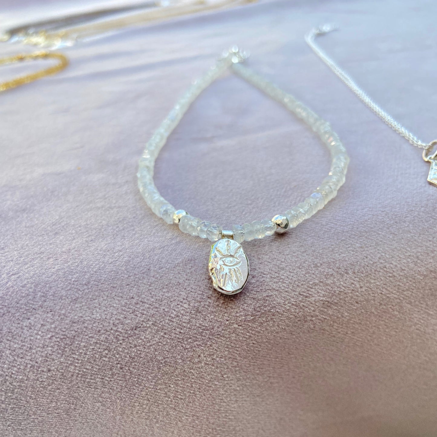 EYE MOONSTONE