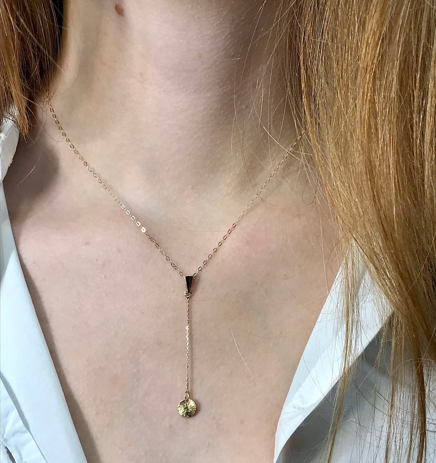 Médaillon gravé - Collier cravate or 18k