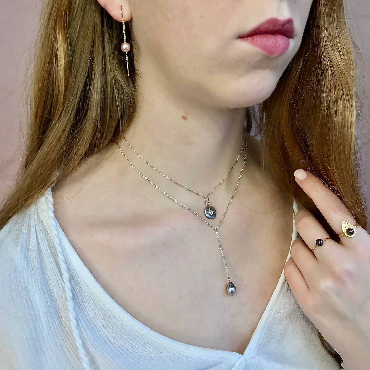 Bague poire et perle noir cuivré.
