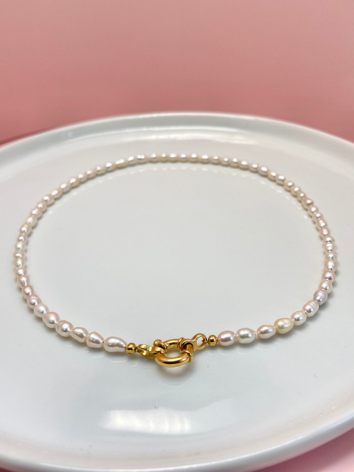CHOKER