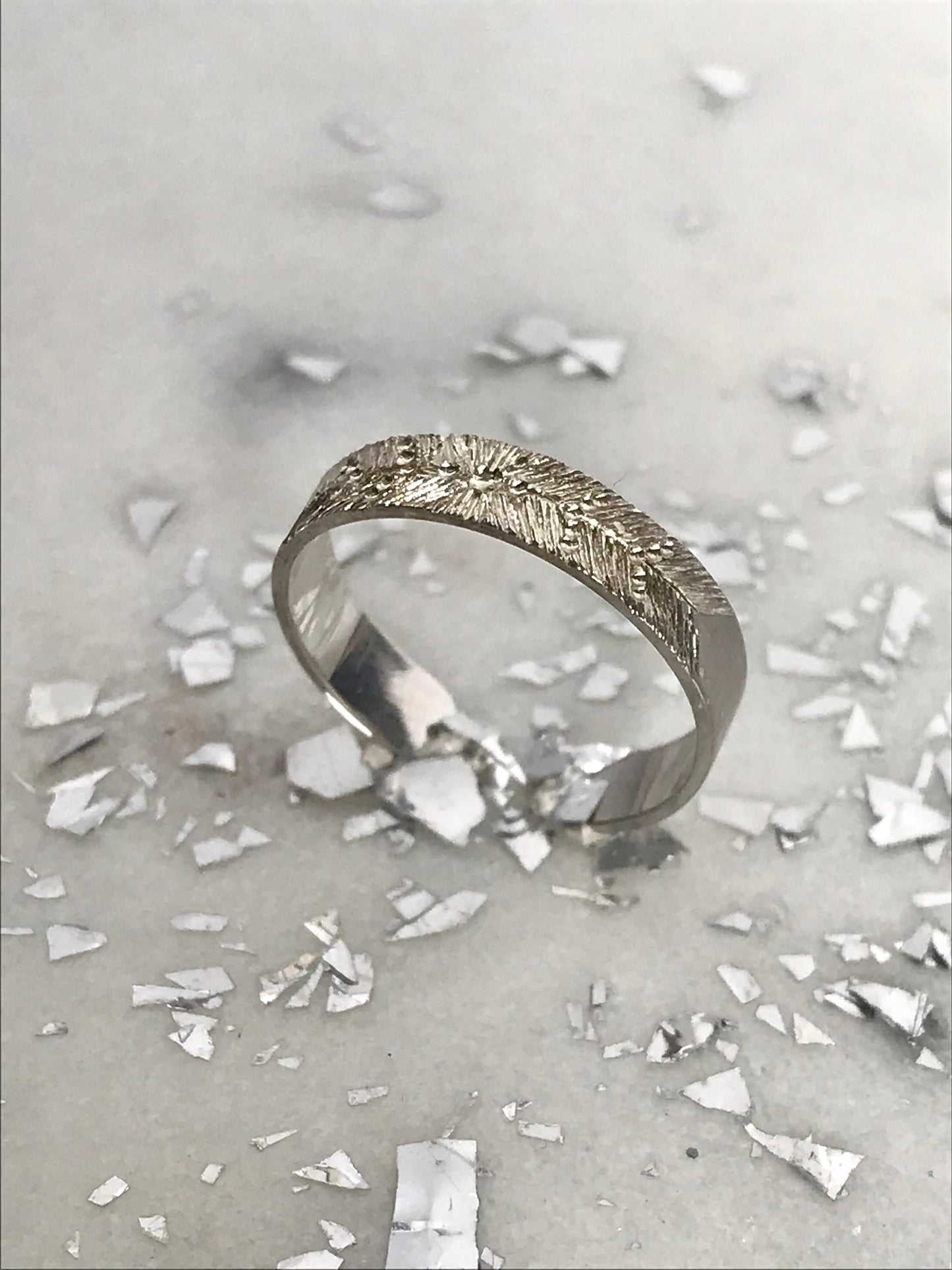 Bague gravée Hélios.