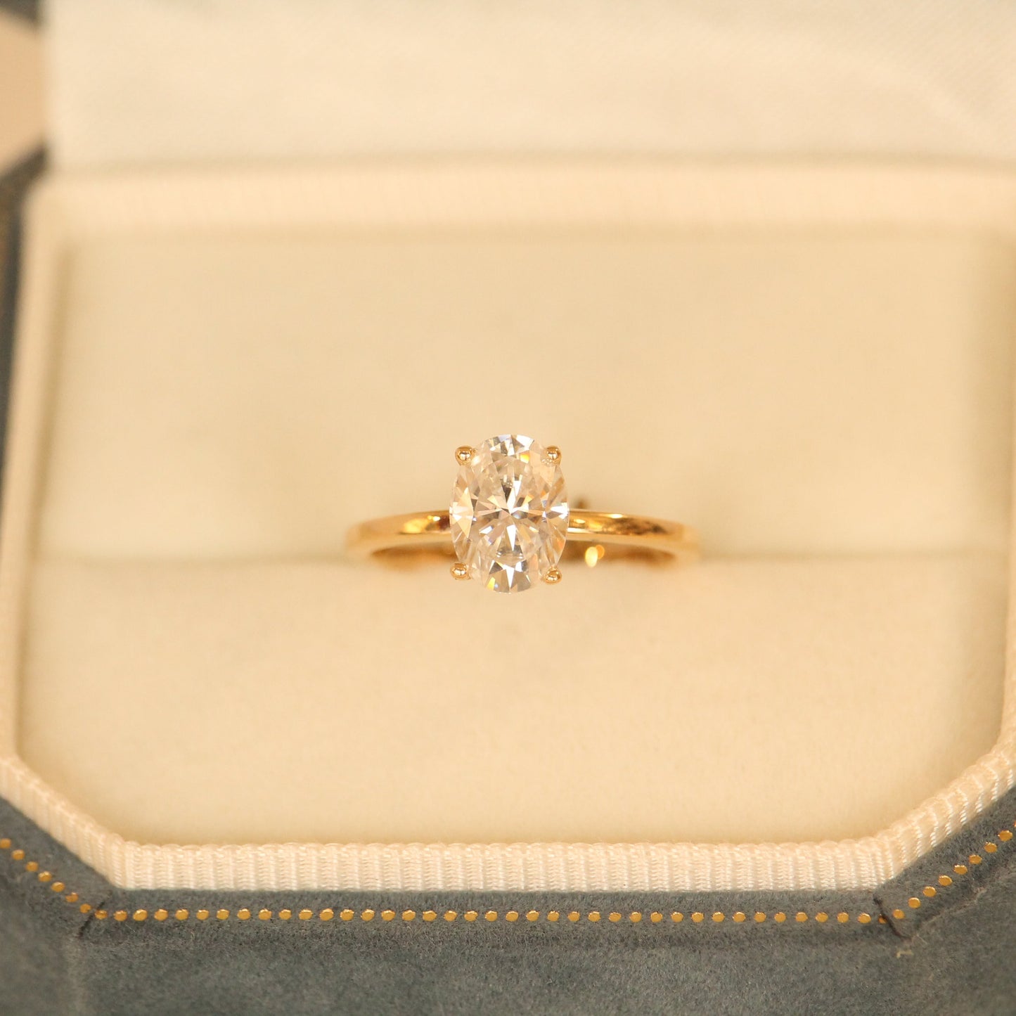 Solitaire LUCIS Diamant Ovale 1.00 ct